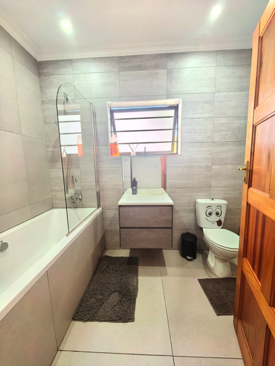 3 Bedroom Property for Sale in Vaalpark Free State
